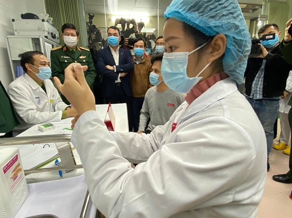 Vắc-xin COVID-19 do Việt Nam tự sản xuất tiêm thử nghiệm lâm sàng trên người vào ngày 17/12/2020.
