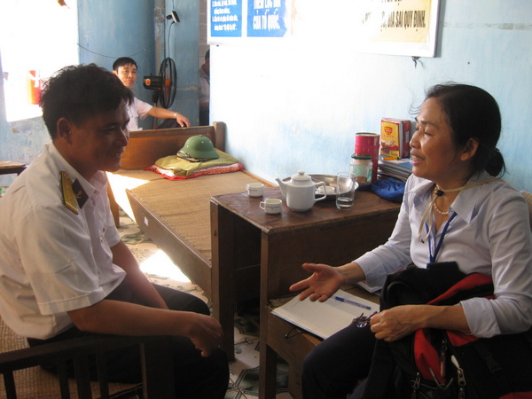 Tình cảm giữa đất liền và lính đảo.