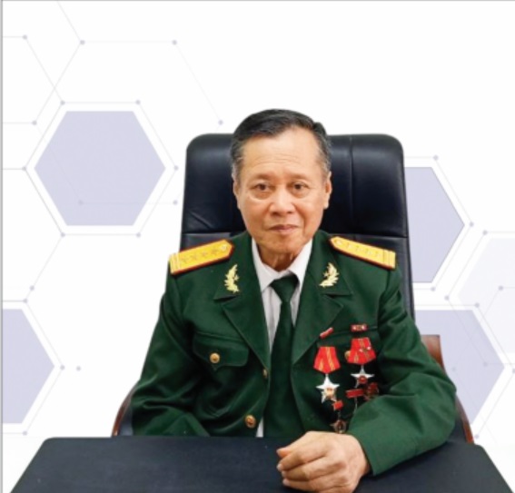 Đại tá quân y, Tiến sĩ Trần Thạc Văn người đặt viên gạch nền móng cho sự ra đời của Viện Nghiên cứu phát triển Y dược Việt.