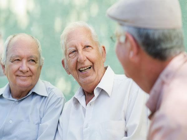 Các hoạt động thể chất làm tăng nguy cơ gãy xương mặt ở người cao tuổi