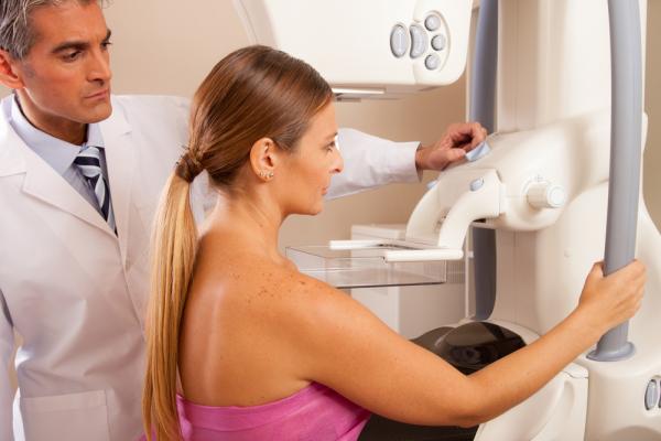 FDA phê chuẩn Nerlynx để giảm nguy cơ tái phát ung thư vú