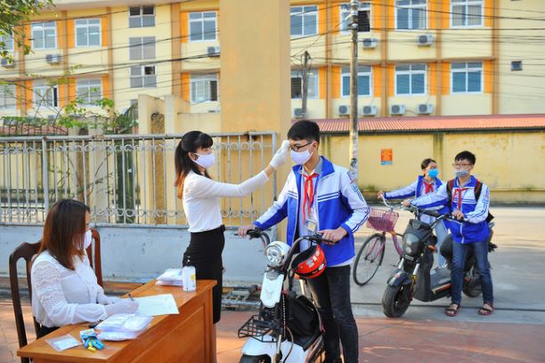 tuân thủ các biện pháp phòng chống dịch bệnh tại trường