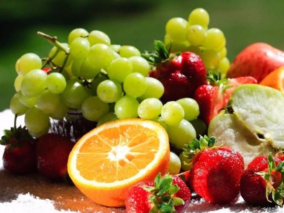 Chế độ ăn nhiều rau và hoa quả giúp quý ông giảm rối loạn cương dương