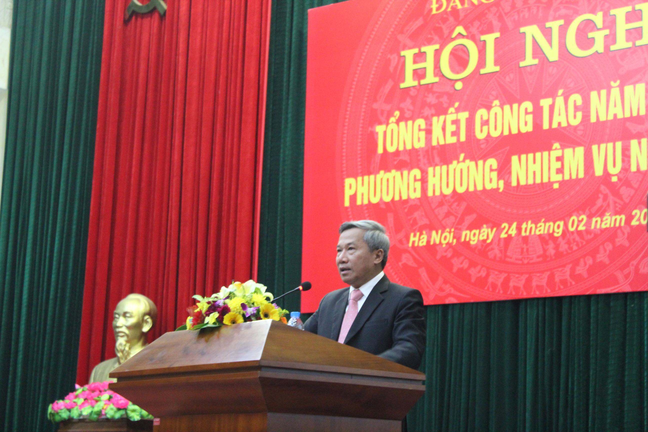 Hoi-nghi-dang-bo-y-te1