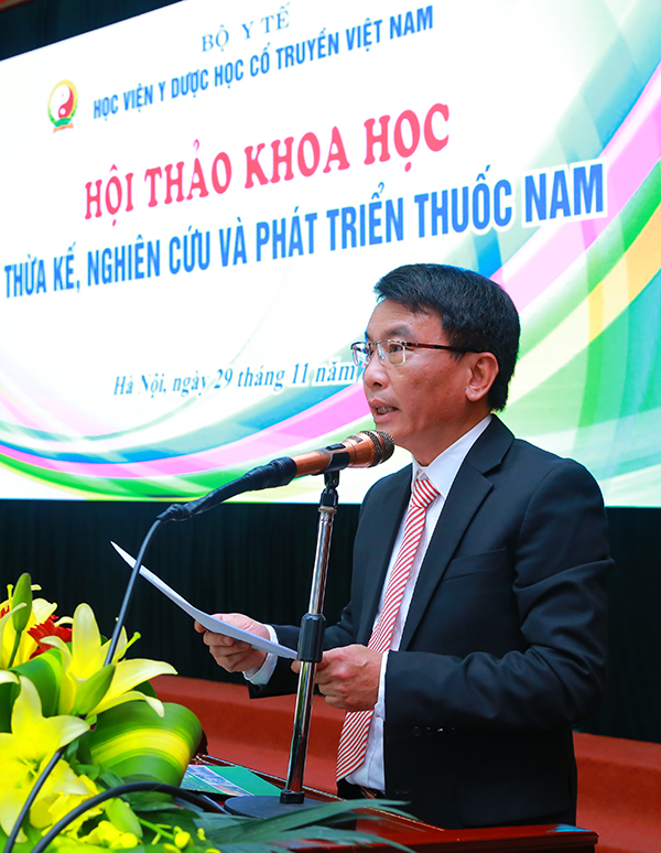 Học viện Y - Dược học cổ truyền Việt Nam khai trương Triển lãm ‘Những hình ảnh dấu ấn thời gian...' và tổ chức Lễ tốt nghiệp sau đại học- Ảnh 5. Học viện Y Dược Học cổ truyền Việt Nam: Trao đổi kinh nghiệm trong nghiên cứu và phát triển thuốc Nam