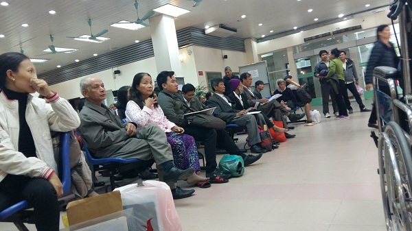 Khám chữa bệnh theo yêu cầu
