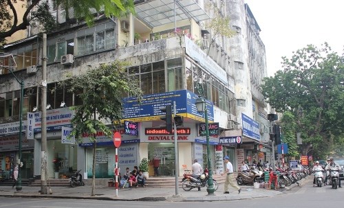 Phòng khám tràn lan “ăn ké” bệnh viện