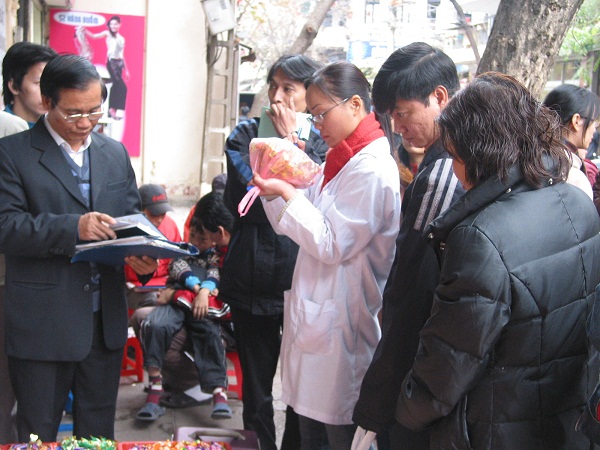 Năm 2017: Đẩy mạnh phát triển hệ thống bán lẻ và truy xuất thực phẩm an toàn