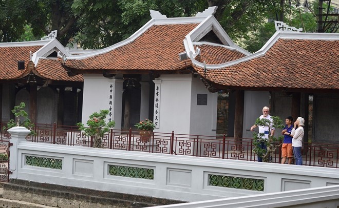  Văn Miếu