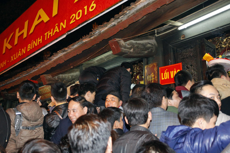 Trăn trở mùa lễ hội 2017