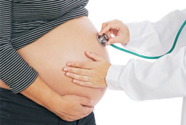 Phụ nữ  bệnh tim bẩm sinh  có thể mang thai thành công