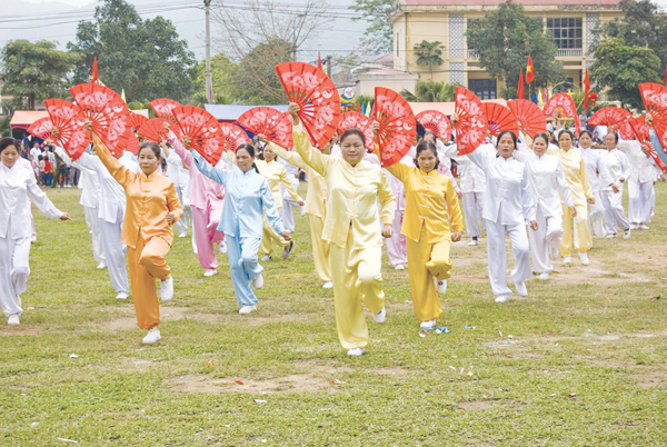 Chăm sóc cha già, mẹ yếu