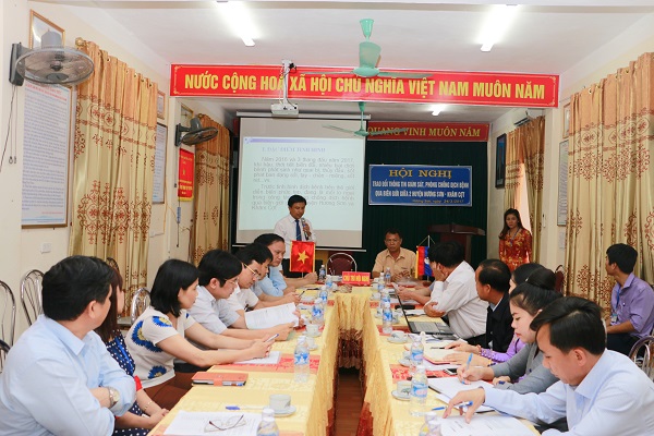Việt Nam – Lào: Trao đổi thông tin phòng, chống dịch bệnh qua biên giới