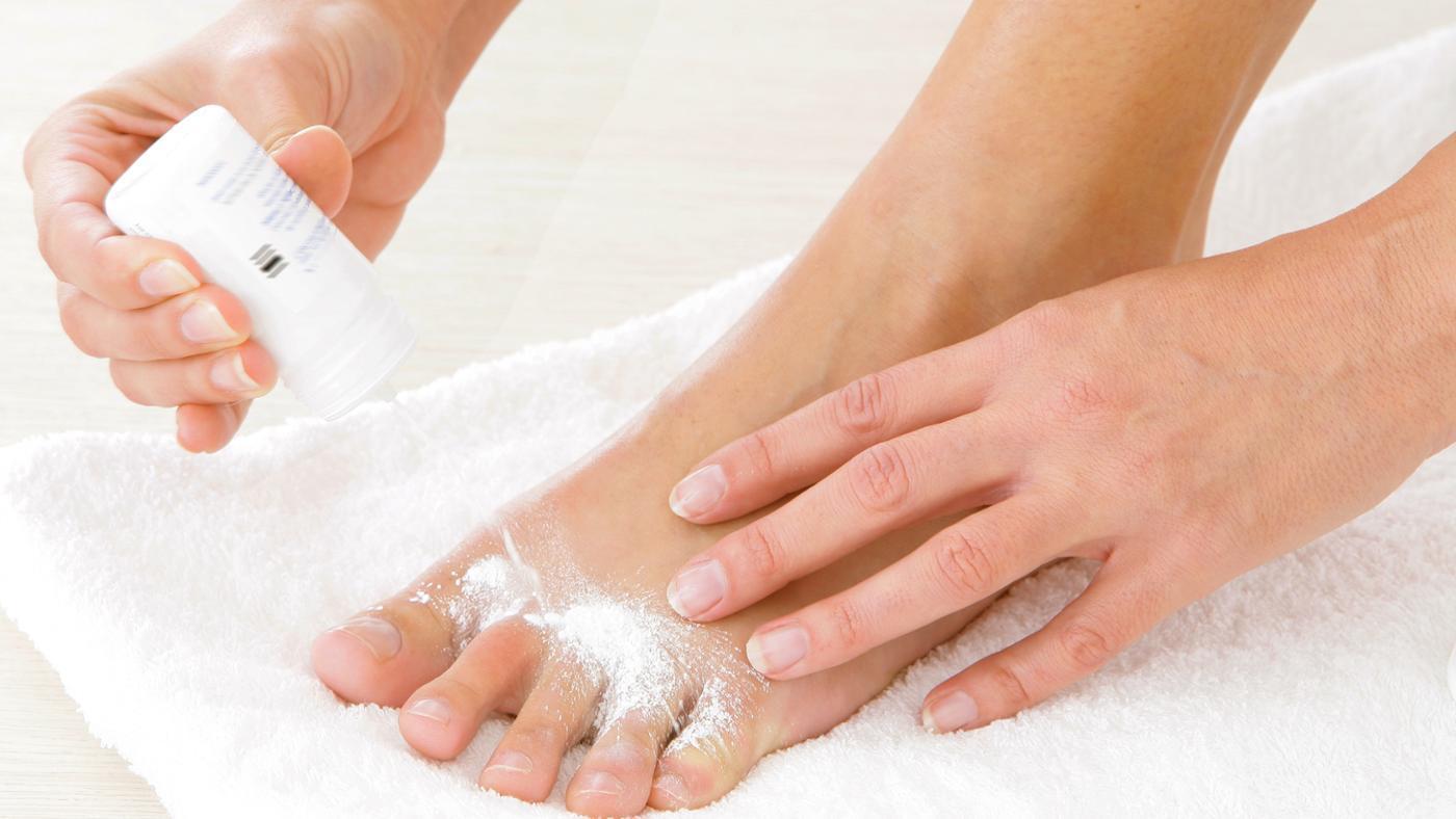 Dùng acid boric tôi sát khuẩn cho đúng