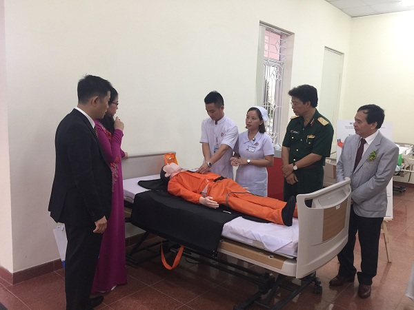 Nhật Bản hỗ trợ Việt Nam đào tạo điều dưỡng chất lượng cao