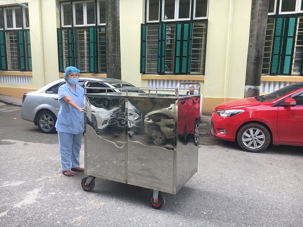 Xua tan nỗi sợ... dùng trang phục người bệnh