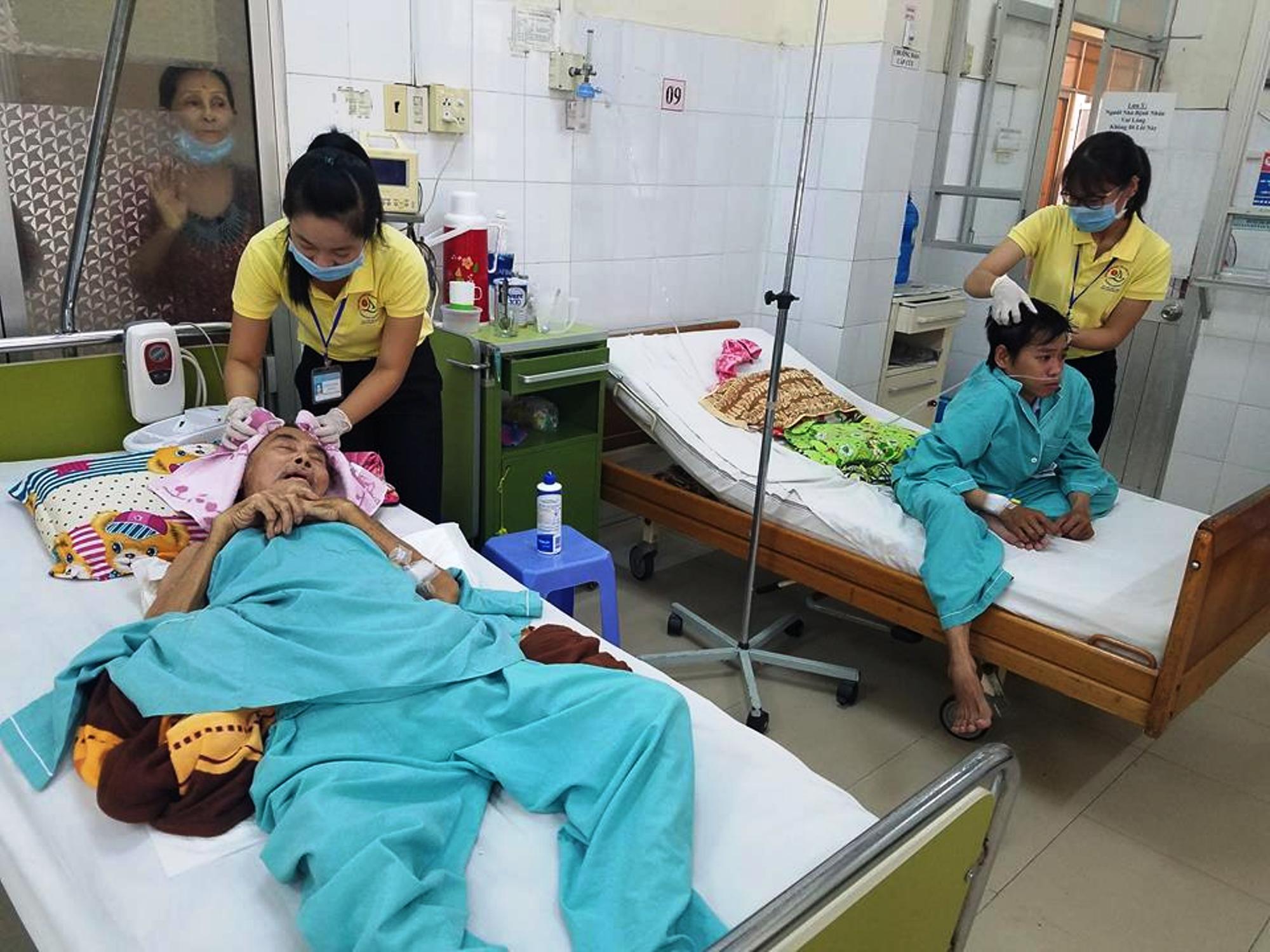 Những kết nối nghĩa tình