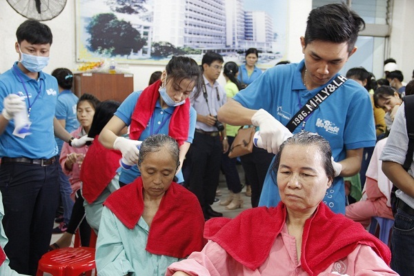 Những Chủ nhật ngập tràn thương yêu