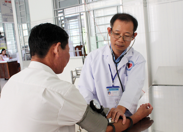 Bác sĩ của dân