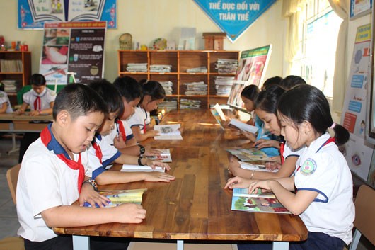 Nhà thơ Trần Đăng Khoa: Ðừng tàn phá chữ Việt