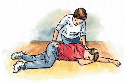 Nguy cơ đột quỵ ở người tăng huyết áp và cách sơ cứu