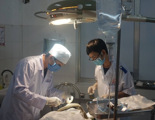 Phòng cấp cứu trong thời khắc đếm ngược