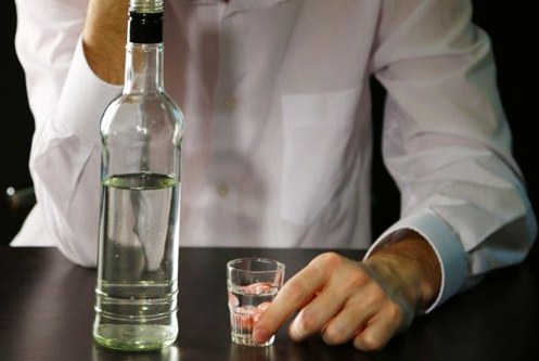 Rượu phá hủy vĩnh viễn DNA, làm tăng nguy cơ ung thư