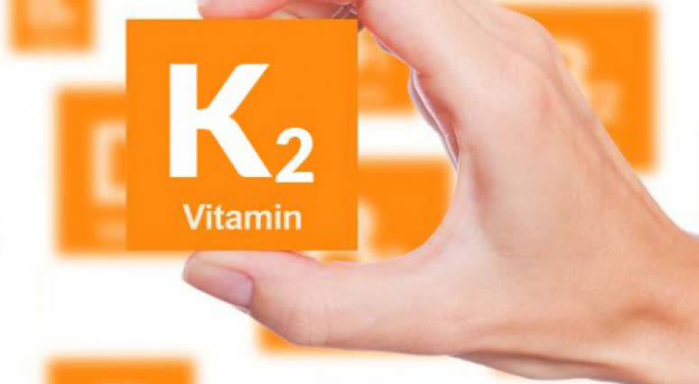 Vitamin K2 có vai trò gì trong bổ sung canxi?