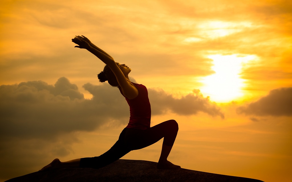 Học yoga ở đâu bình dương?Tại Nhà Hay Đến Trung Tâm?