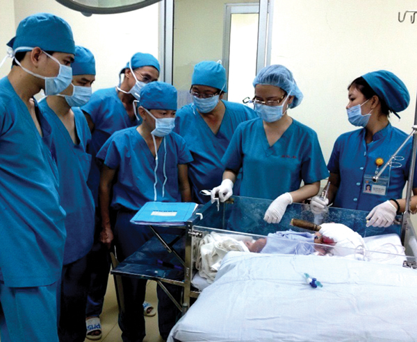 “Cậu bé bị đâm xuyên sọ”  khỏe mạnh tuổi lên 3