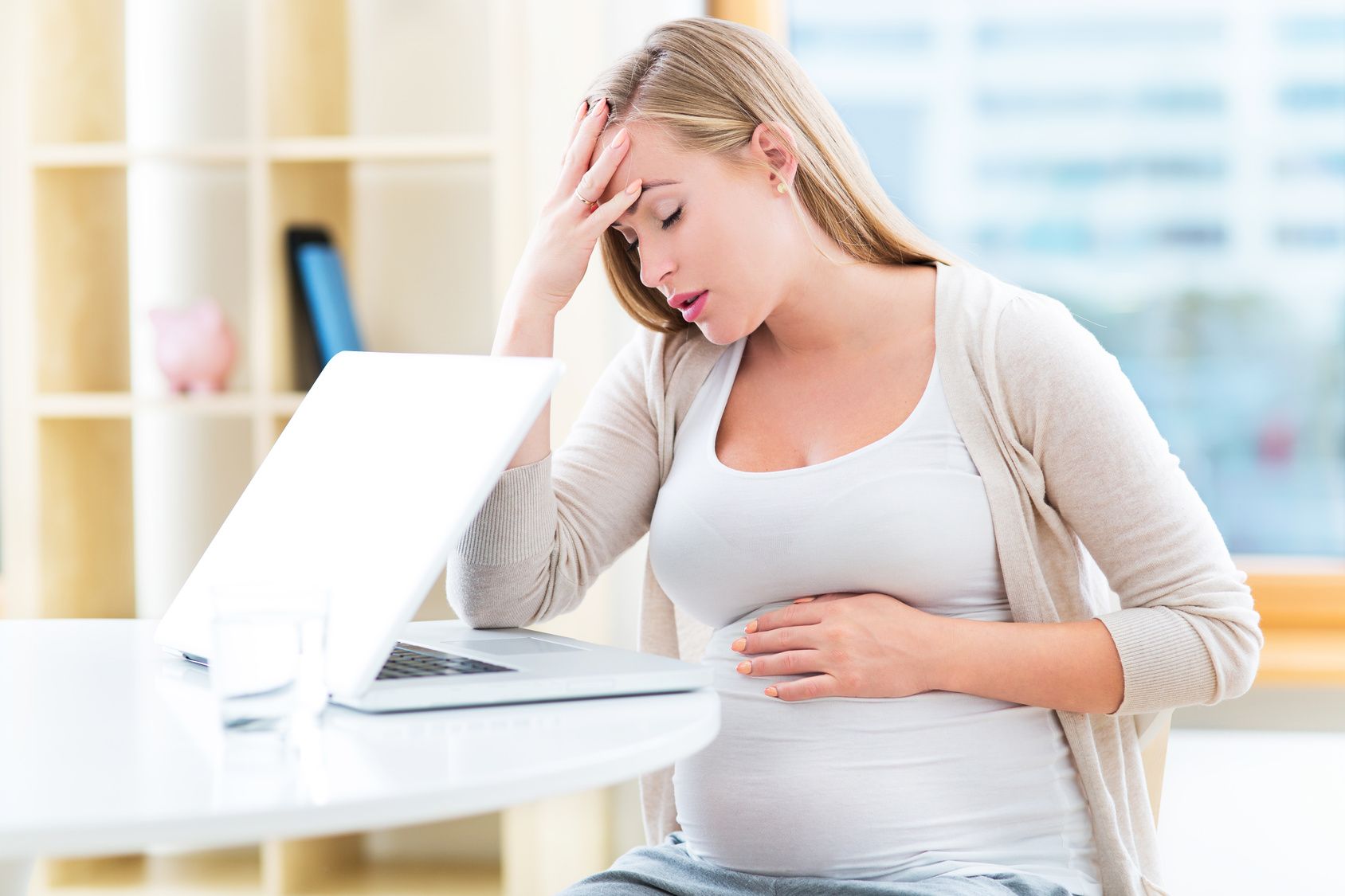 Những dấu hiệu bất thường khi mang thai