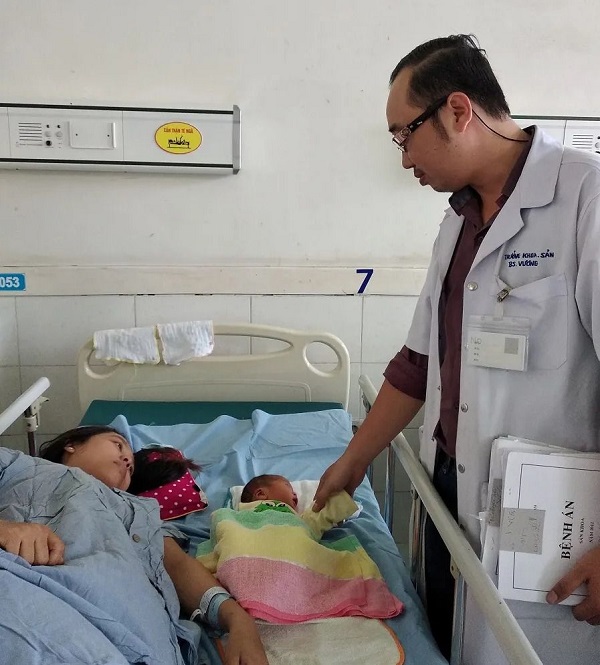 Chạy đua giành giật sự sống cho 2 thai nhi