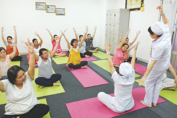 Yoga cho bà bầu