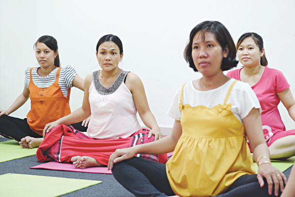 Yoga cho bà bầu