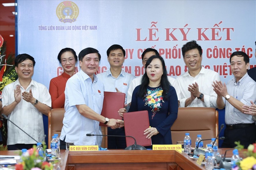 Bộ Y tế và Tổng Liên đoàn Lao động Việt Nam ký kết Quy chế phối hợp về nâng cao sức khỏe người lao động