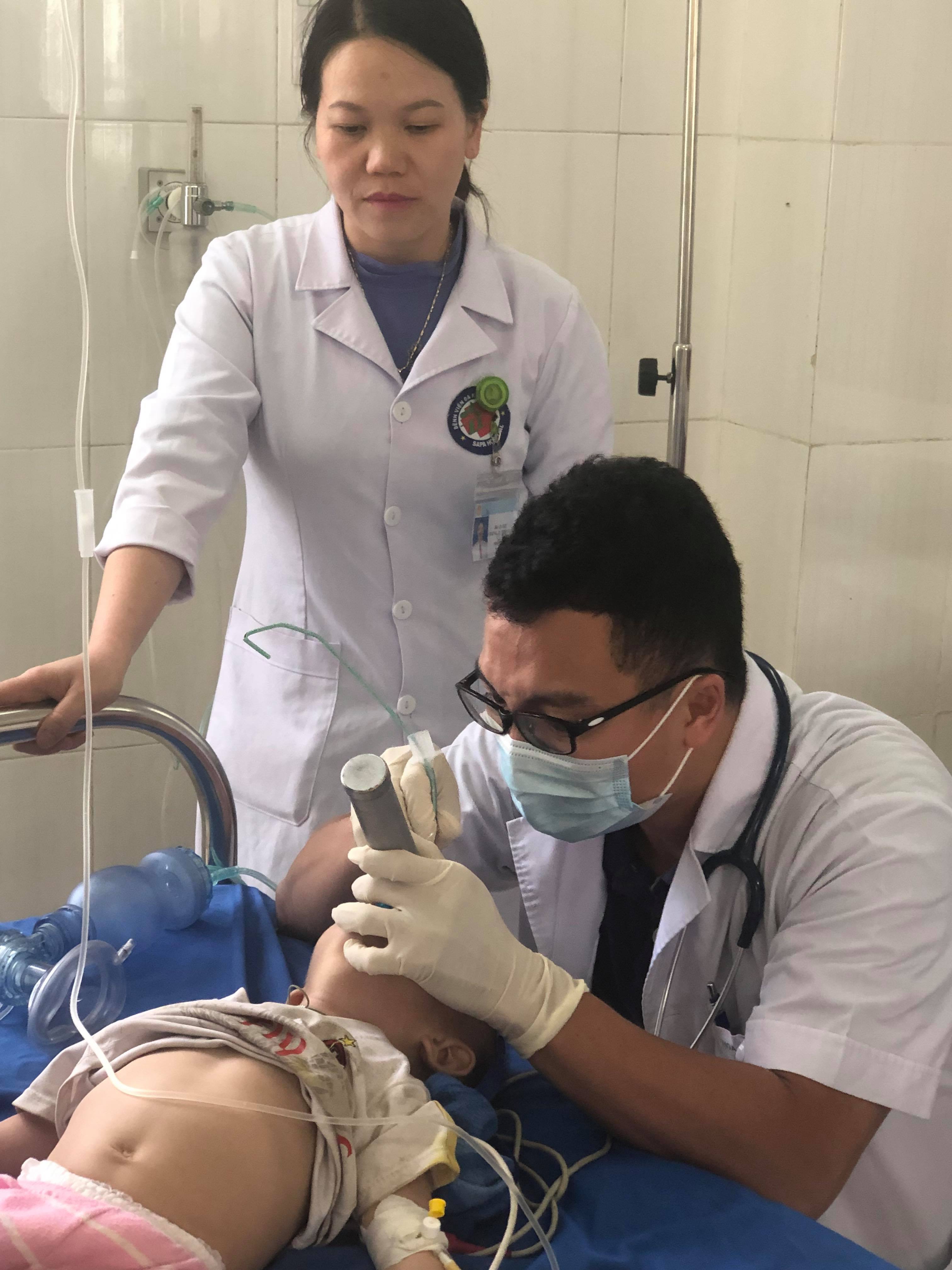 Cứu sống bệnh nhi suy hô hấp do ngộ độc thuốc phiện