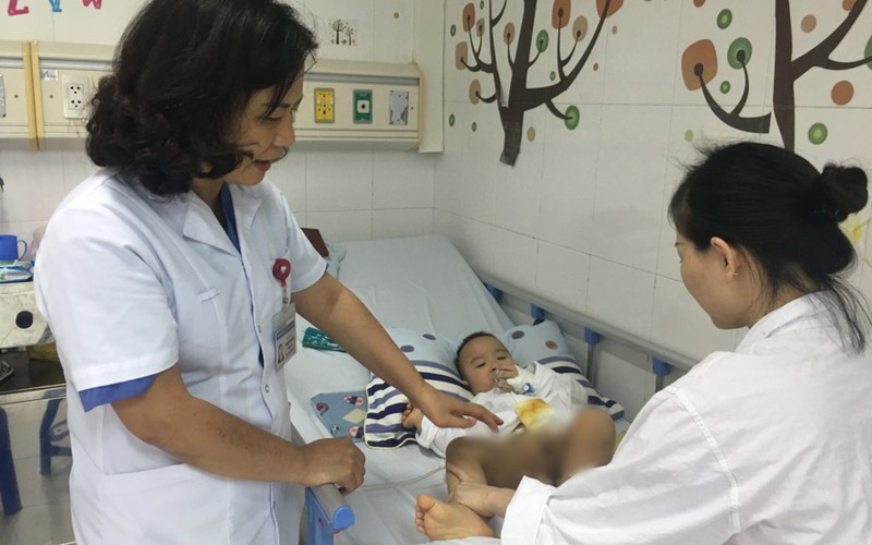 Biểu hiện dị tật sinh dục bẩm sinh ở bé trai