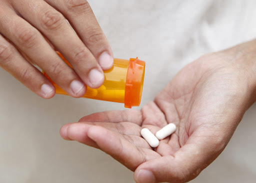 Hạn chế rủi ro khi dùng thuốc giảm đau không kê đơn