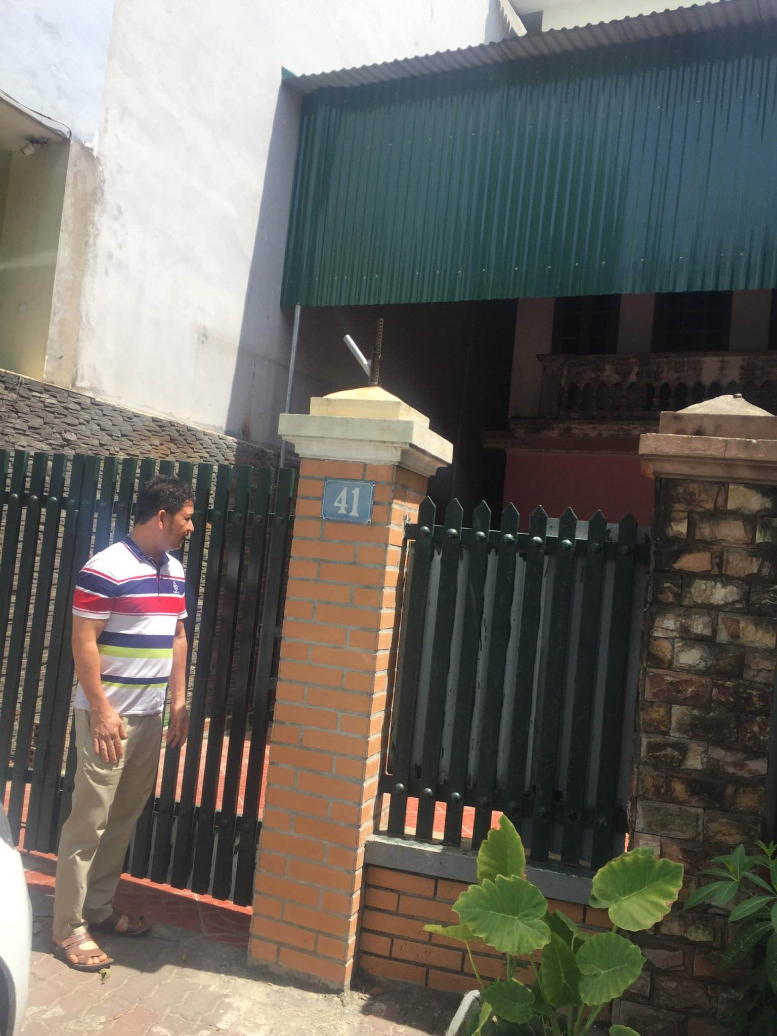 Chuyện khó tin đang xảy ra ở Thủ đô Hà Nội: Xâm phạm chỗ ở của người khác mà không bị xử lý