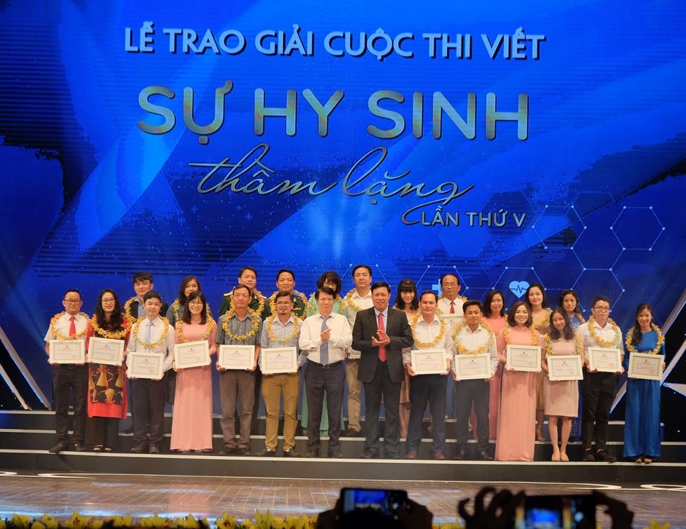 [LIVE] Đêm tri ân thầy thuốc - Đồng cảm, sẻ chia và trân trọng- Ảnh 8.