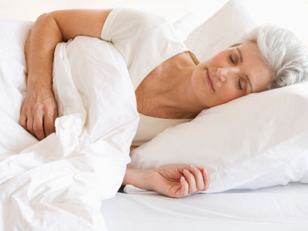 Đảm bảo giấc ngủ giúp nồng độ beta-amyloid trong máu phòng bệnh Alzheimer