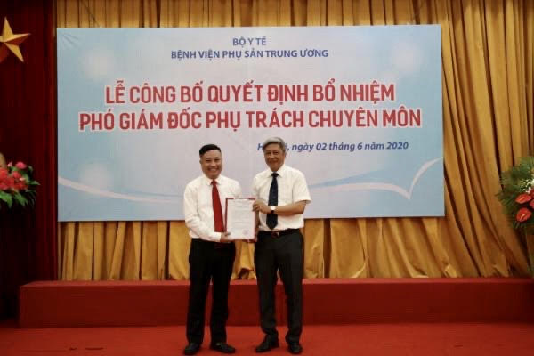 PGS.TS Vũ Văn Du giữ chức Phó giám đốc phụ trách chuyên môn của Bệnh viện Phụ sản Trung ương