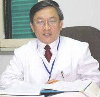 Thầy thuốc và nỗi ám ảnh bạo lực 3