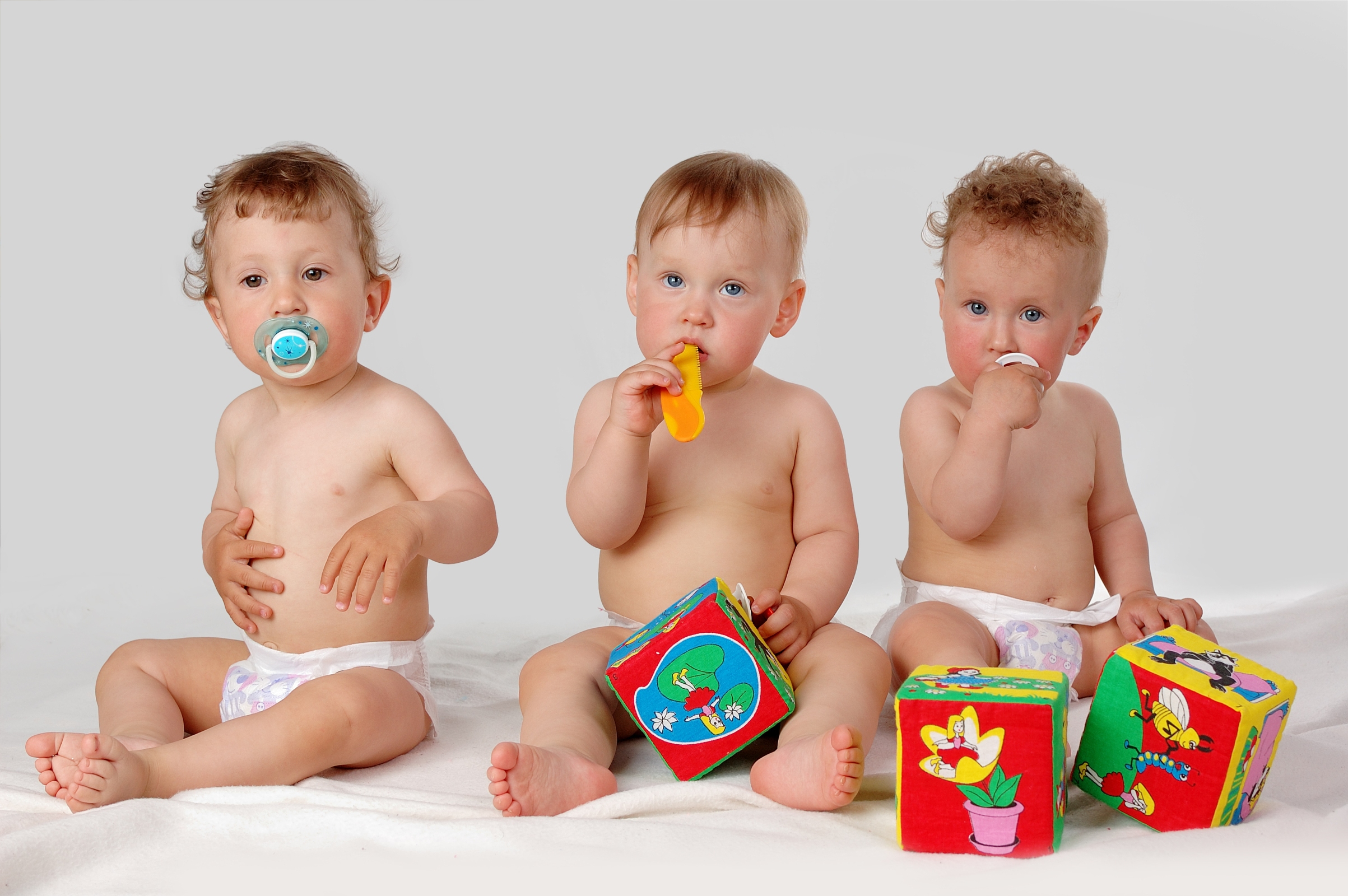 Tã giấy Hugggies - bạn đồng hành tin cậy cho làn da bé 2 Tã giấy Hugggies - bạn đồng hành tin cậy cho làn da bé 2
