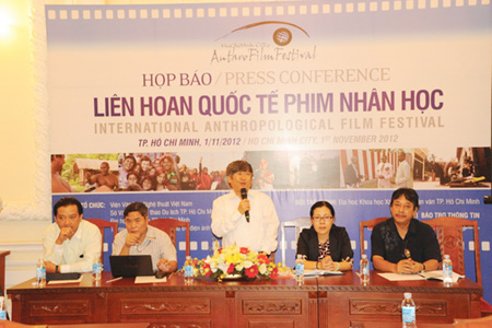 Những bước đi đầu tiên 1 Những bước đi đầu tiên 1