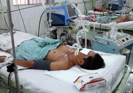 Ham nhậu -Ngộ độc rượu gia tăng! 2