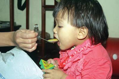 Cách chăm sóc trẻ bị nhiễm khuẩn đường tiêu hóa 1