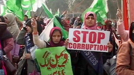 Thủ tướng Pakistan bị bắt vì cáo buộc tham nhũng 3 Thủ tướng Pakistan bị bắt vì cáo buộc tham nhũng 3