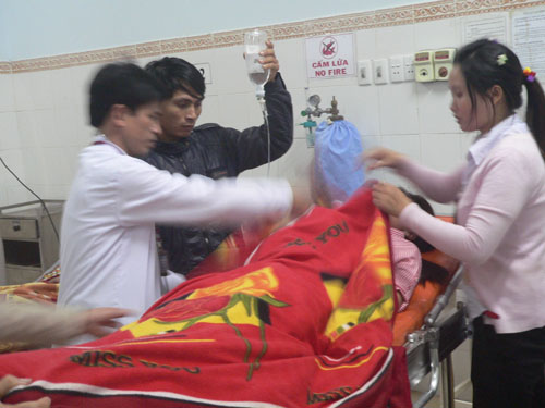 Quảng Trị: 150 công nhân nhà máy dệt bị ngộ độc thức ăn 3