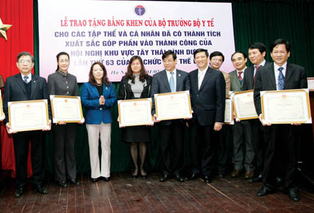 Bộ Y tế tuyên dương các cá nhân, tập thể góp phần vào thành công của Hội nghị khu vực Tây Thái Bình Dương WHO 63 1 Bộ Y tế tuyên dương các cá nhân, tập thể góp phần vào thành công của Hội nghị khu vực Tây Thái Bình Dương WHO 63 1